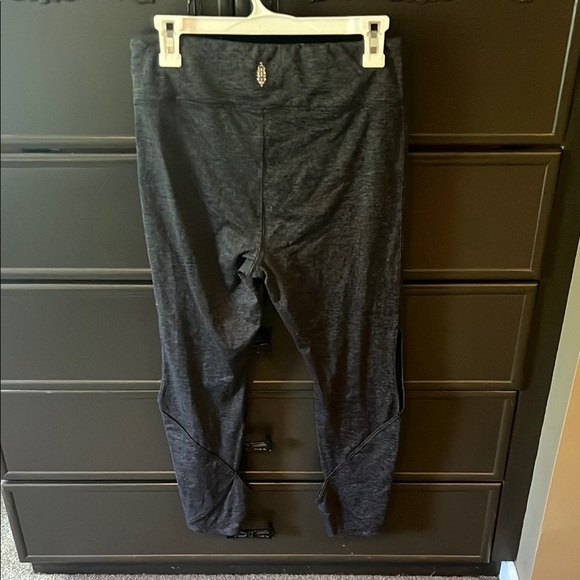 FREE PEOPLE movement Gray cutout Leggings - Picture 2 of 6